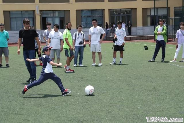 足球夏令营要求高吗？全面解析参与条件与准备事项
